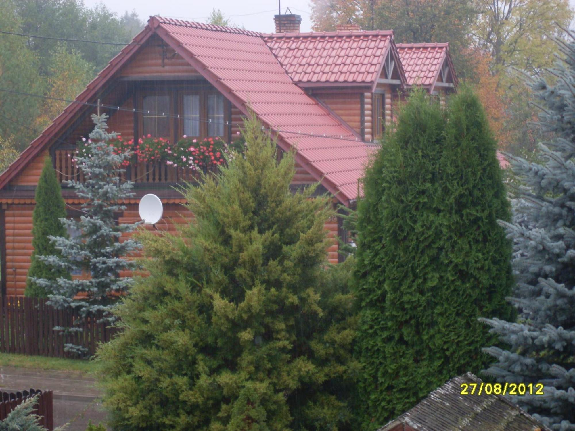 Domek Jaskolka Białowieża Buitenkant foto